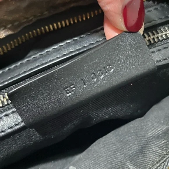 Givenchy Tumbled Sheepskin Nano Pandora Bag - Picture 8 of 10